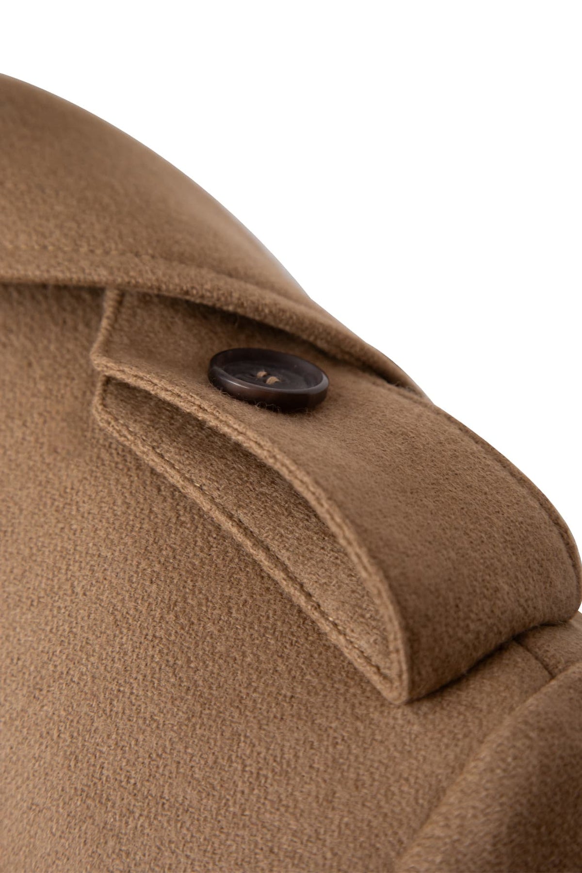 AGATHA CAMEL L
