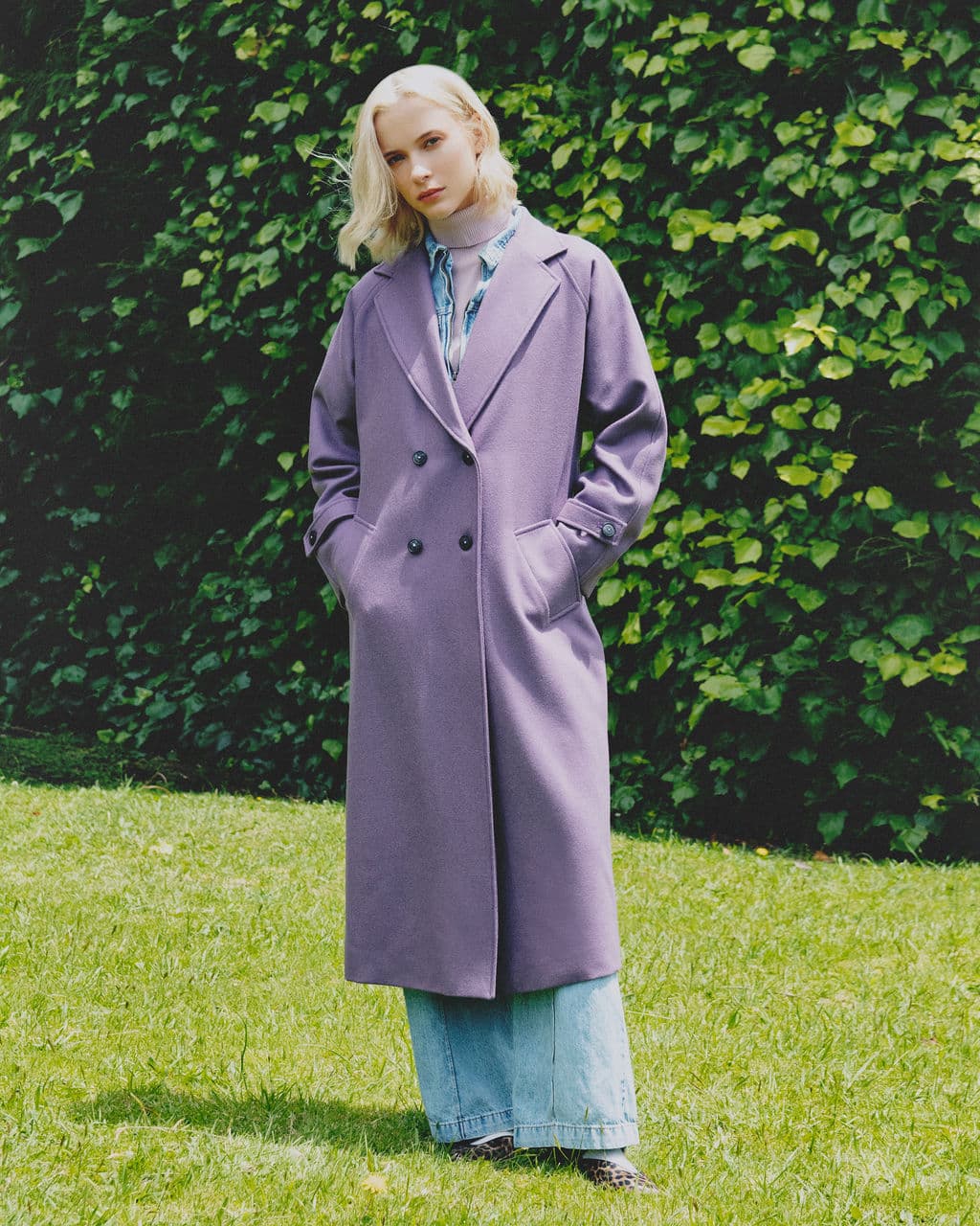 Gabán Cloe lila oversized largo 100% lana